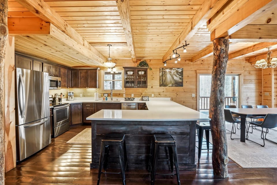 Fully-Stocked Kitchen