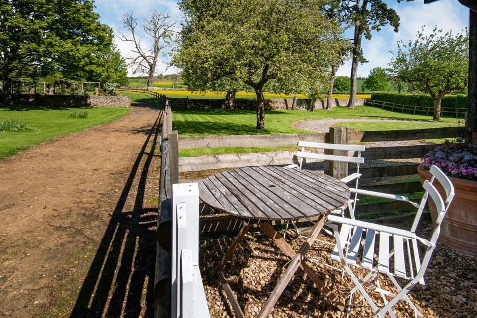 Orchard Cottage - StayCotswold