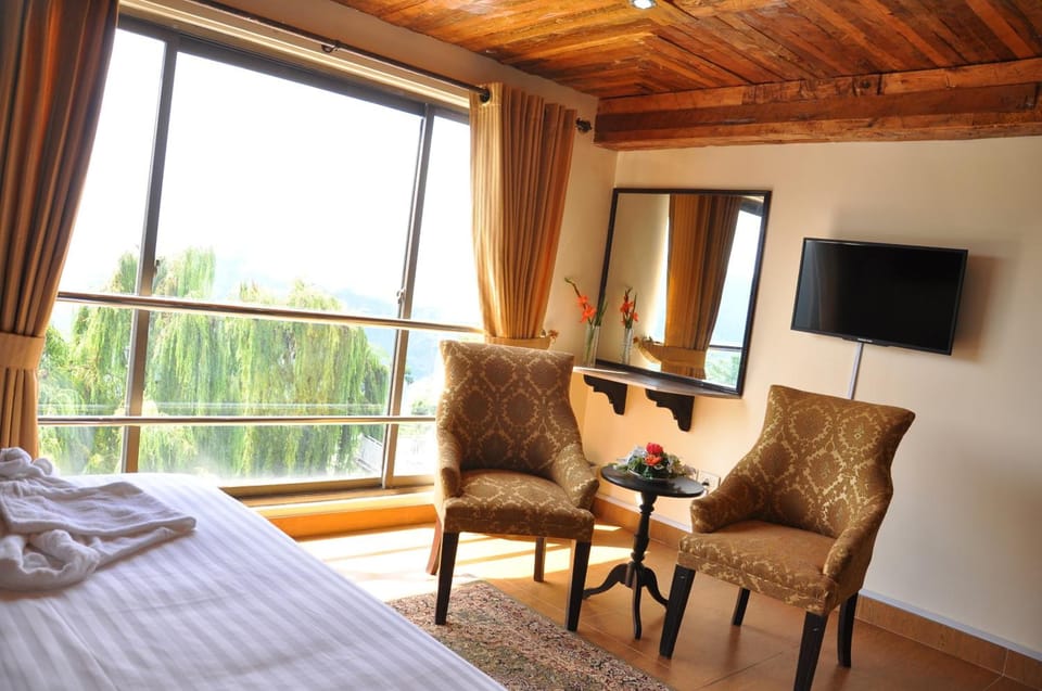 Minibar, in-room safe, desk, blackout drapes