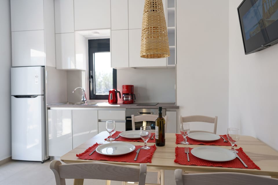 Apartment | Private kitchen | Fridge, oven, stovetop, espresso maker