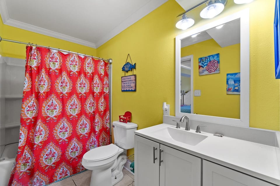 Second bathroom with shower tub combo