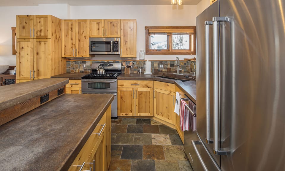 Kitchen with Island