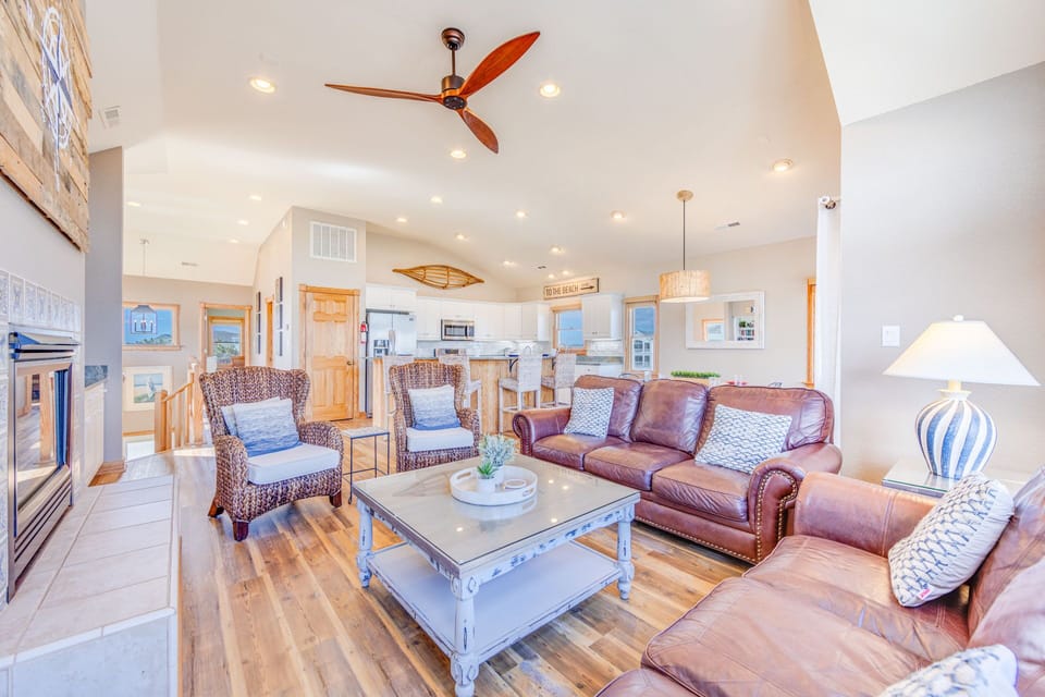 09-Surf-Or-Sound-Realty-1001-Kinnakeet Ibis-Great Room-03