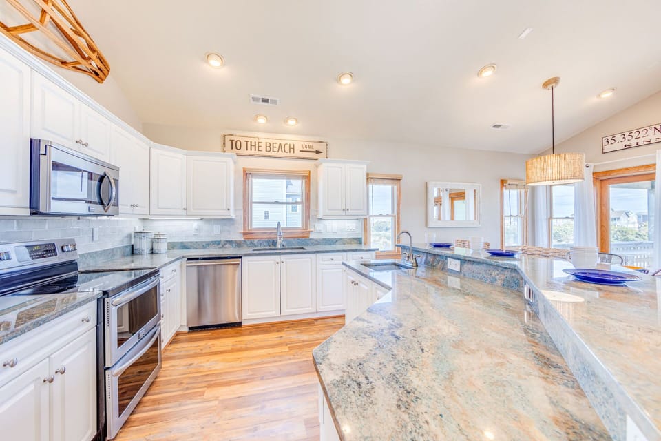 12-Surf-Or-Sound-Realty-1001-Kinnakeet Ibis-Kitchen-02