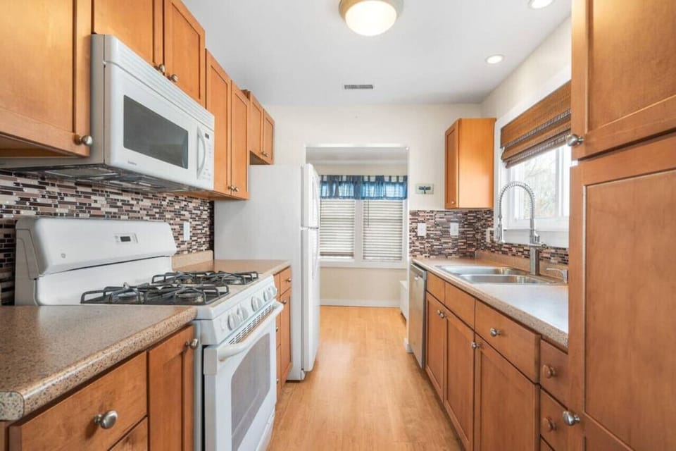 Fully equipped kitchen stocked with all your cooking necessities and more!