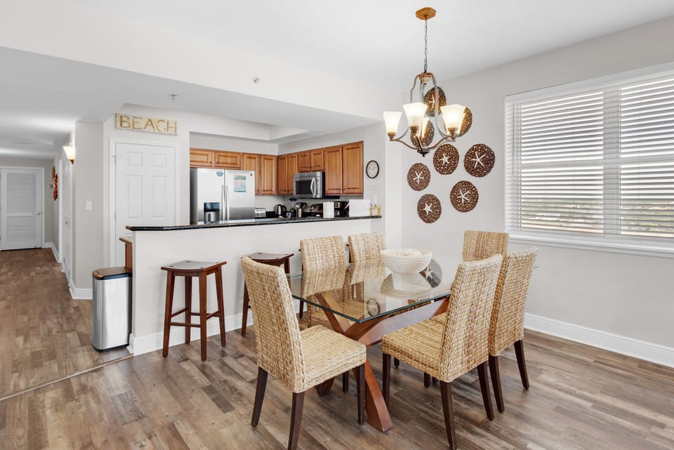Dining table plus eat-in bar seating