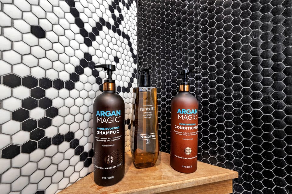 Bathroom amenities