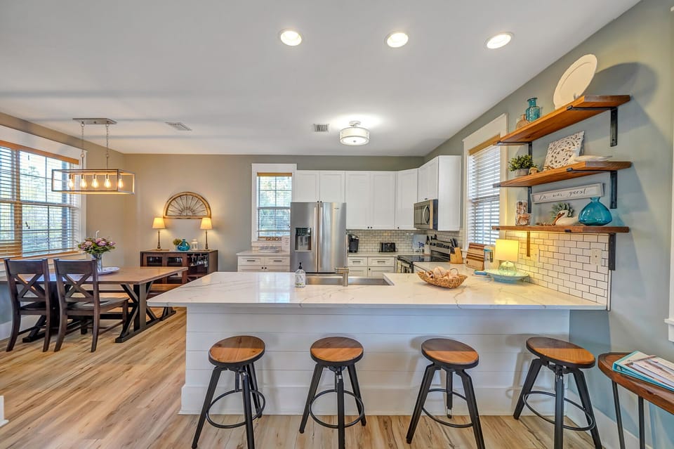Luxury kitchen, fully stocked