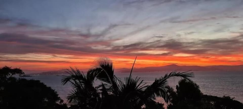 Presidential Room, Hot Tub, Ocean View | Beach/ocean view
