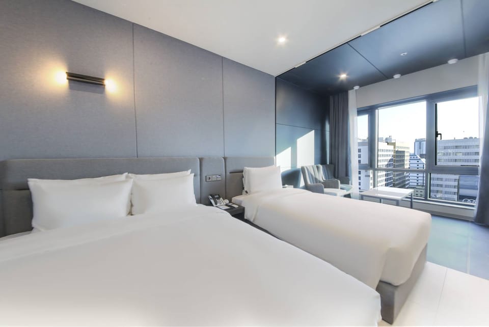 In-room safe, desk, blackout drapes, free WiFi