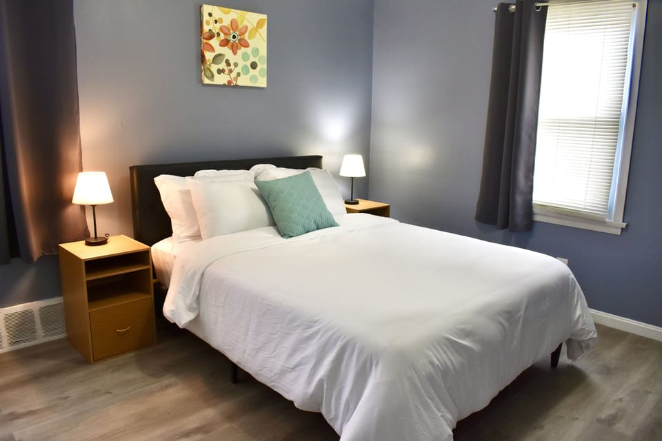 First floor 1st bedroom Queen bed