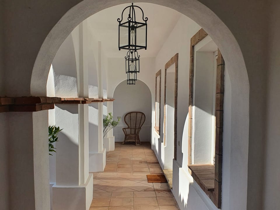 View of a detail of the patio.