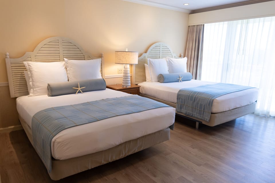 2 Queen Beds Upper Harborview | Hypo-allergenic bedding, in-room safe, individually decorated