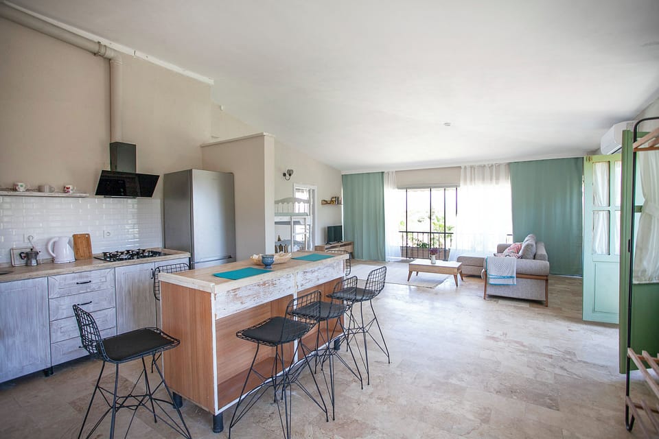 House | Living area | 24-inch LED TV with satellite channels, TV, printers