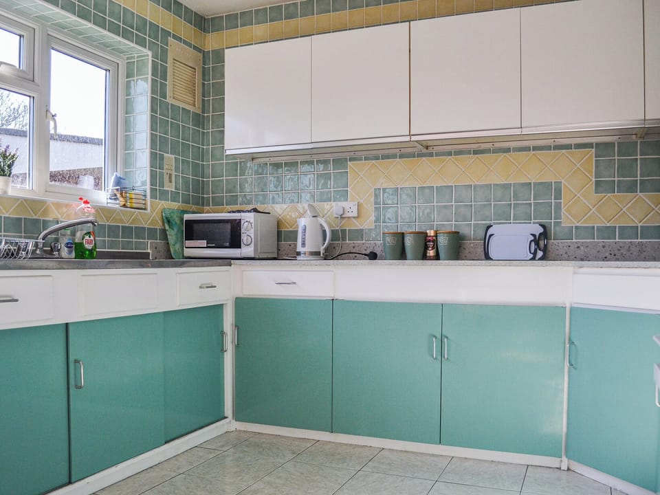 Kitchen | Botany Bay Bungalow, Kingsgate, Broadstairs
