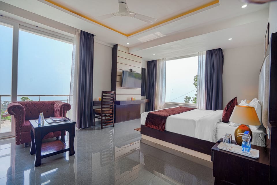 Executive Room | Egyptian cotton sheets, premium bedding, Select Comfort beds
