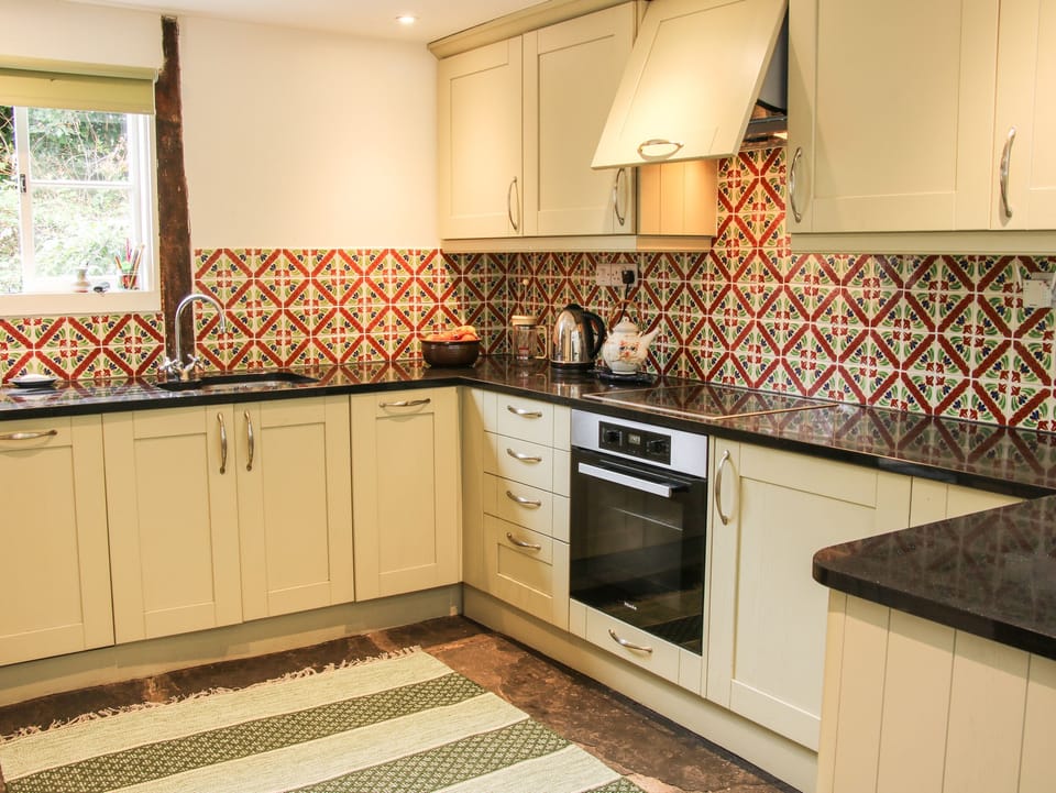 Cottage | Interior