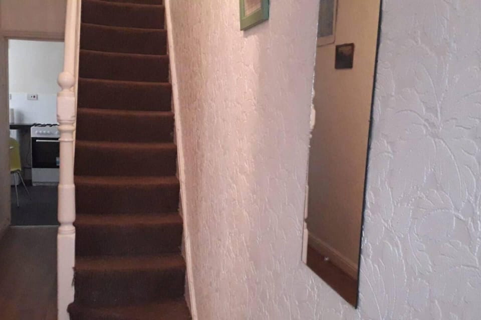 House | 2 bedrooms, iron/ironing board, free WiFi, bed sheets