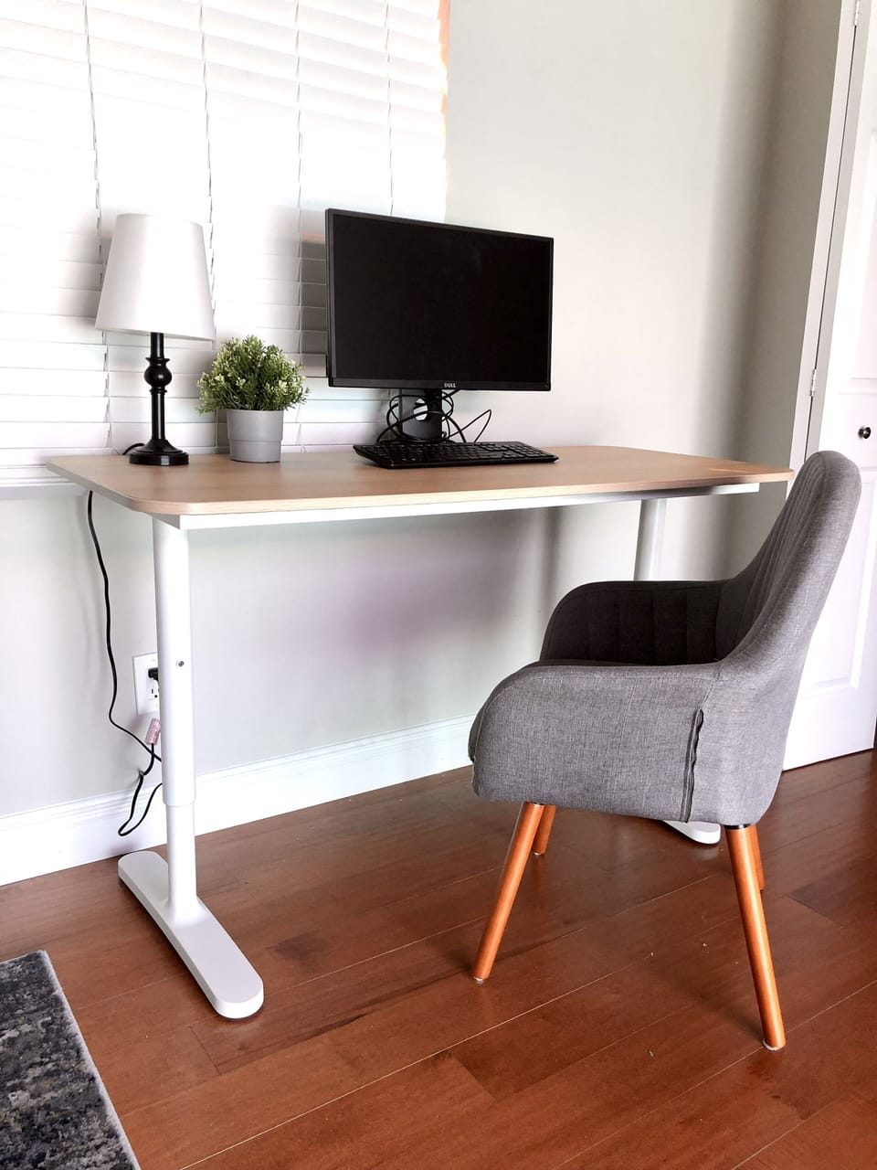 Designated work desk with monitor and keyboard. Bring your own laptop and mouse