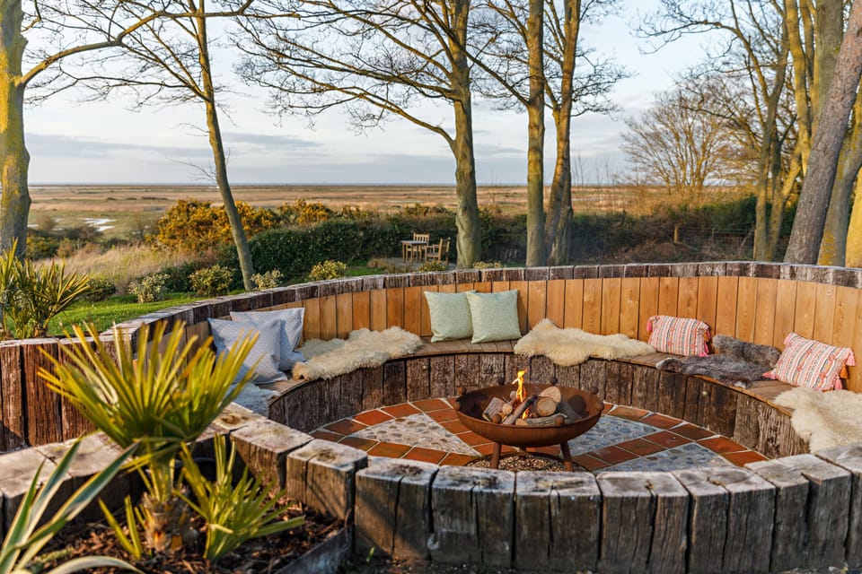 The Ballroom, Blakeney: Sunken fire pit