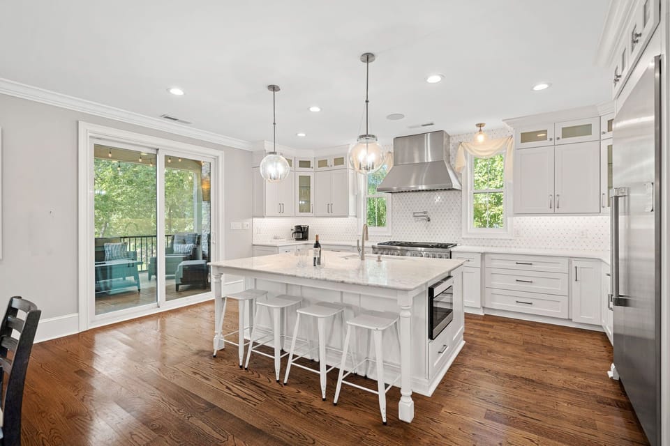 Remodeled kitchen with island seating for 4!