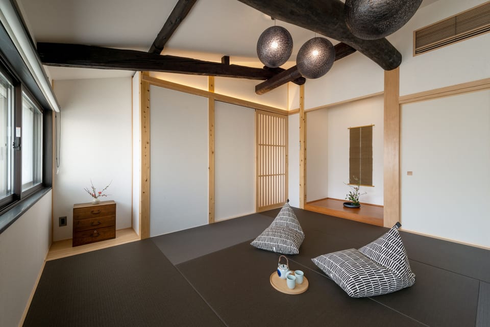 Traditional House, 2 Bedrooms, Kitchen, Garden View | 2 bedrooms, in-room safe, individually decorated, individually furnished