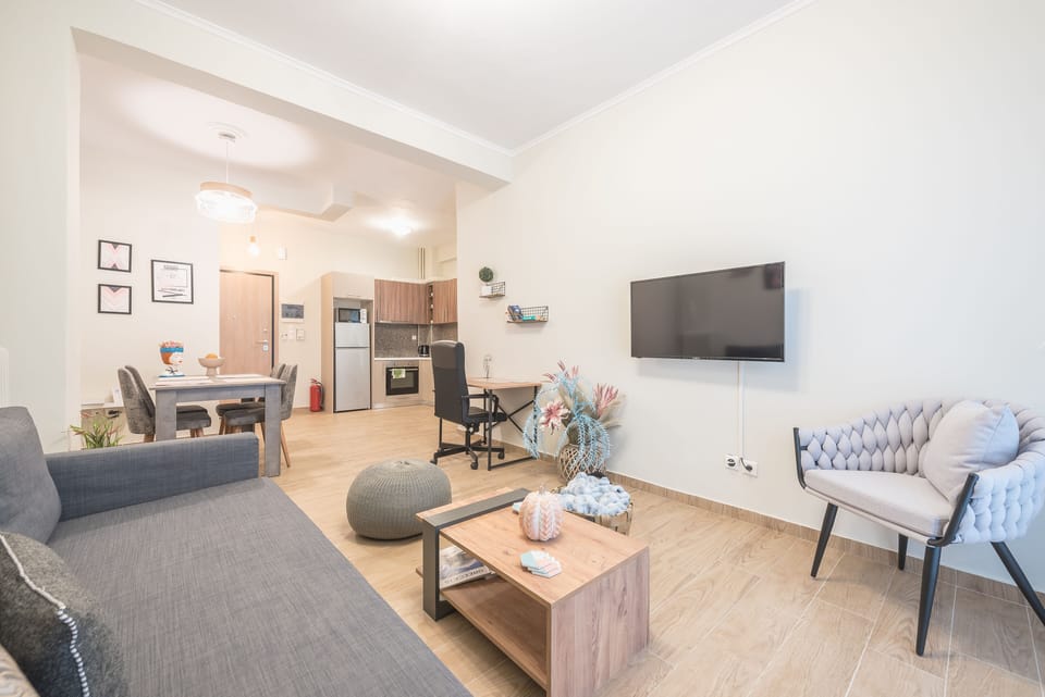 Comfort Apartment, 1 Bedroom, Non Smoking, Kitchen | Living area | 40-inch flat-screen TV with digital channels, TV