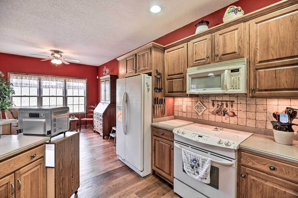 Kitchen | Keurig Coffee Maker