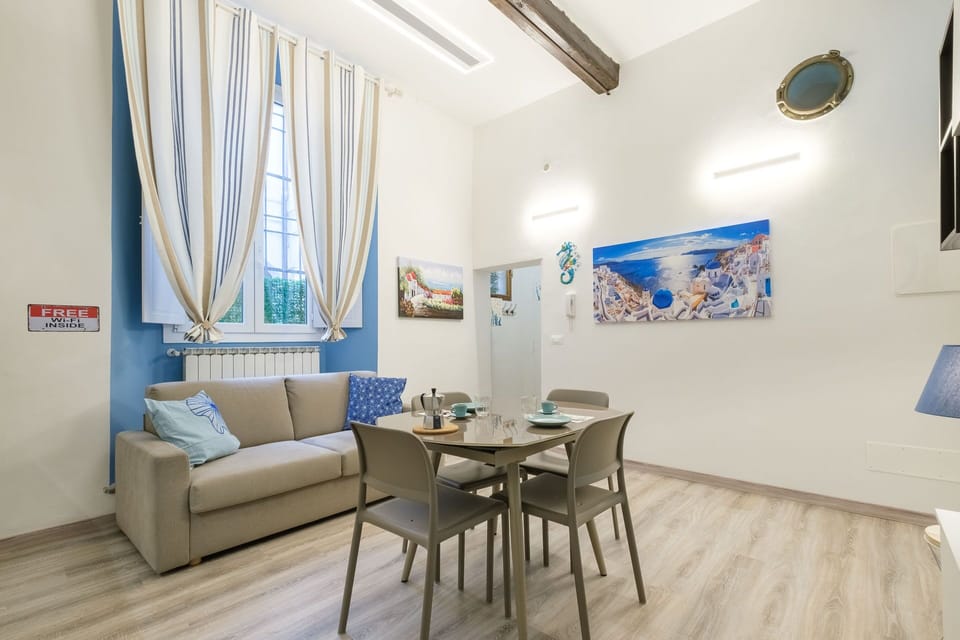 Classic Apartment | Living area | TV