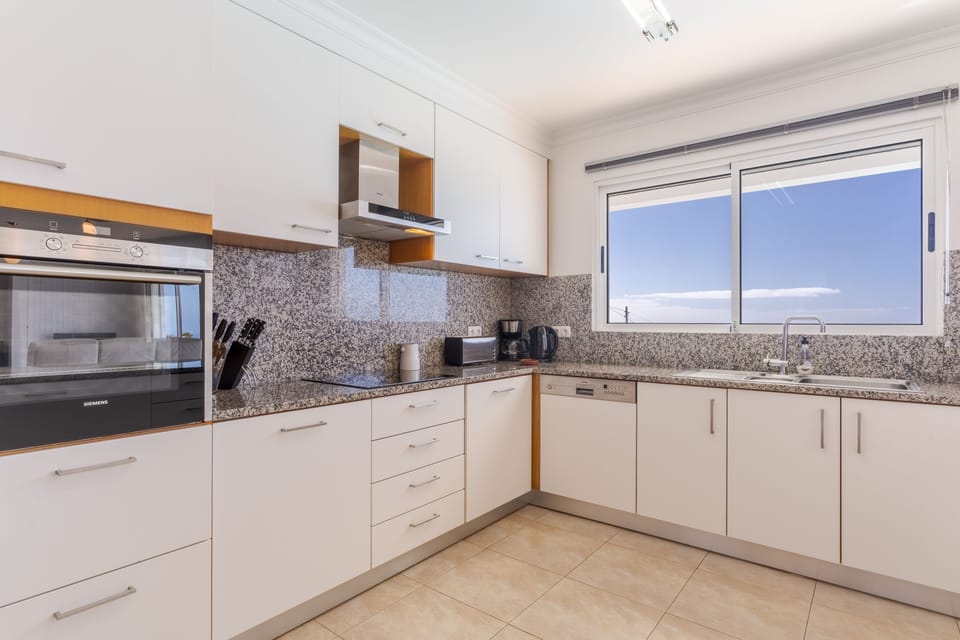 Luxury Villa, 3 Bedrooms, Private Pool, Sea View | Private kitchen | Full-size fridge, microwave, oven, stovetop