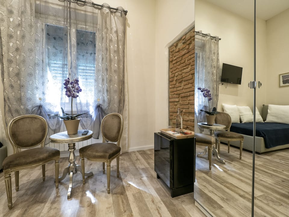 Triple Room, Ensuite | Down comforters, memory foam beds, free WiFi
