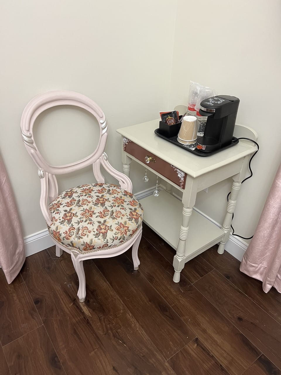 Room Number 1 | Individually decorated, individually furnished, laptop workspace