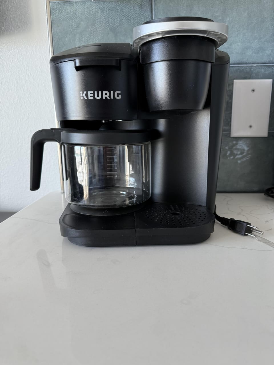 Combo Keurig coffee maker and k-cup