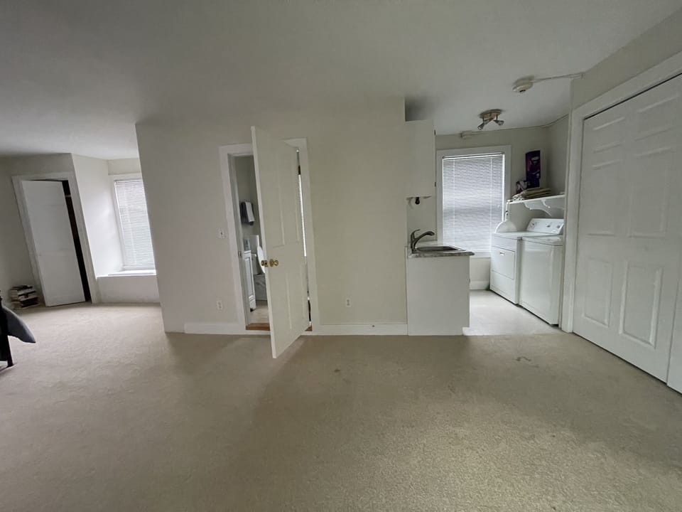 Laundry & bathroom-2nd Floor