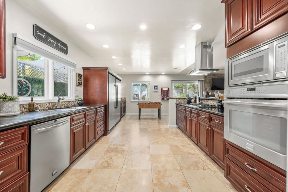 Premium appliances make preparing meals and clean up a breeze
