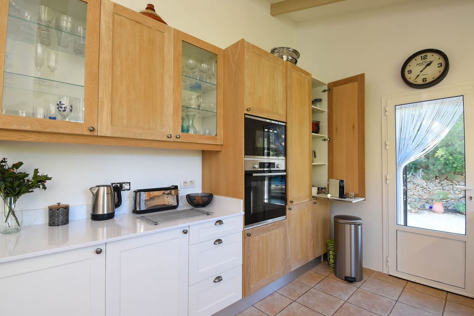 Open kitchen