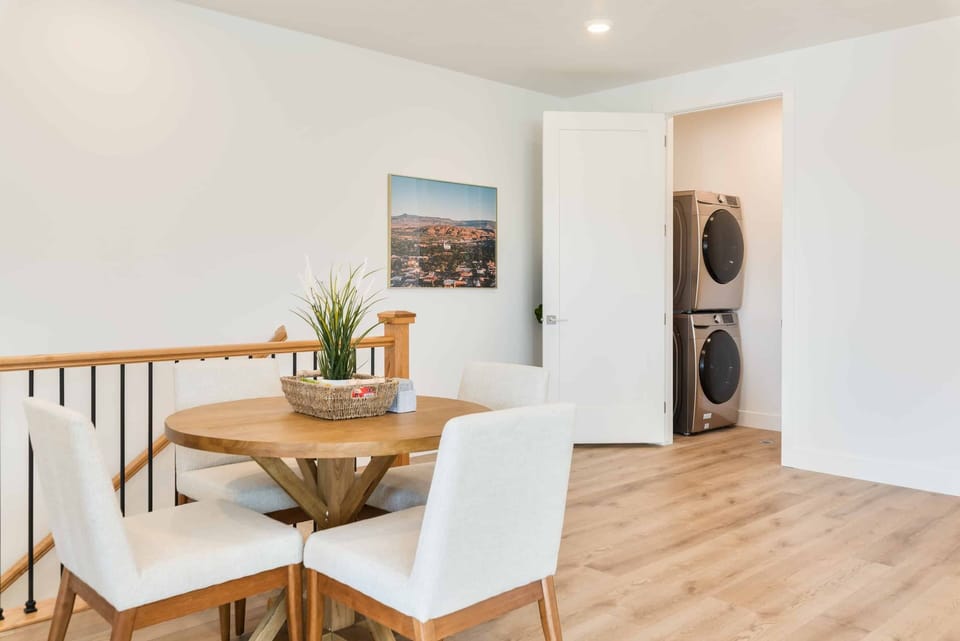Townhome, 5 Bedrooms | Interior