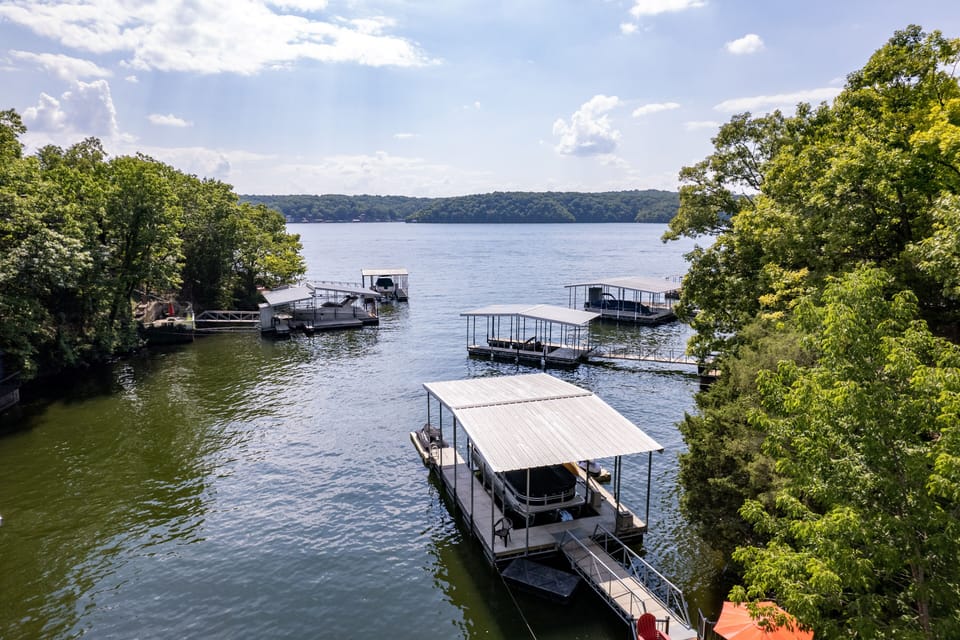 LAKEOZARKVACATION.COM