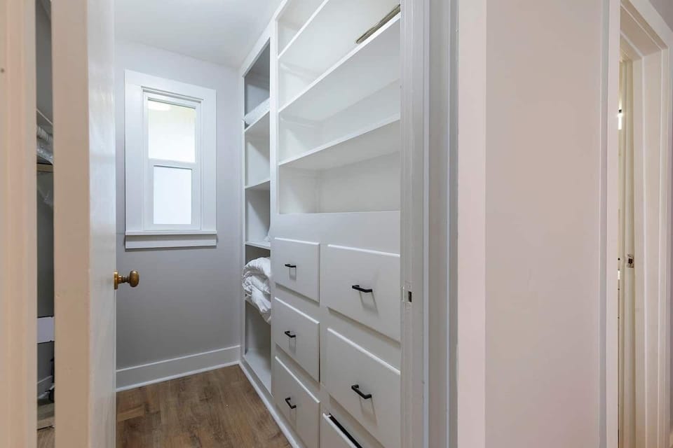 Bedroom Closet