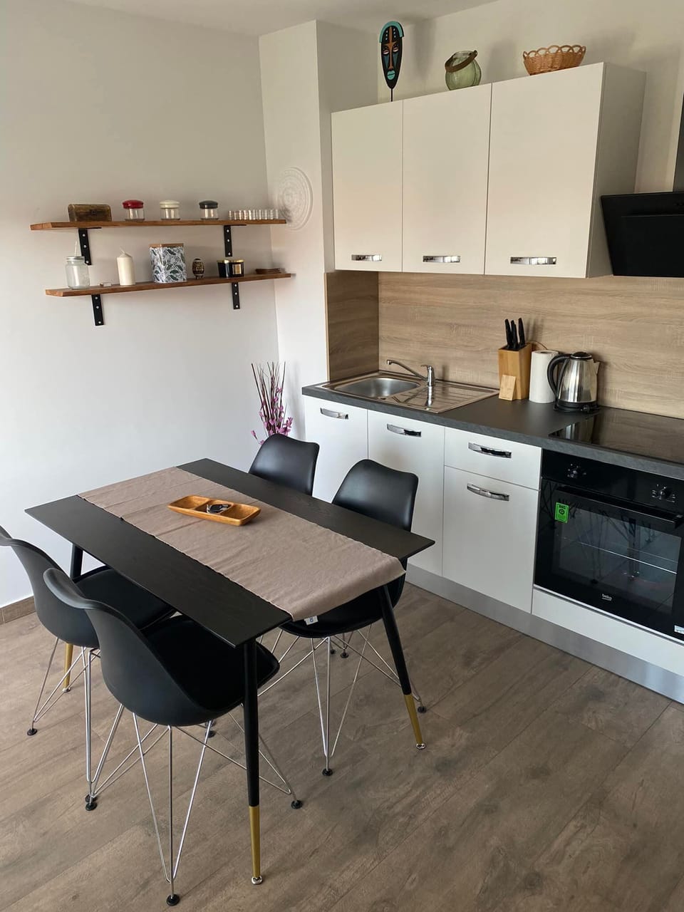 Apartment (One Bedroom Apartment with Balcony) | Private kitchen | Fridge