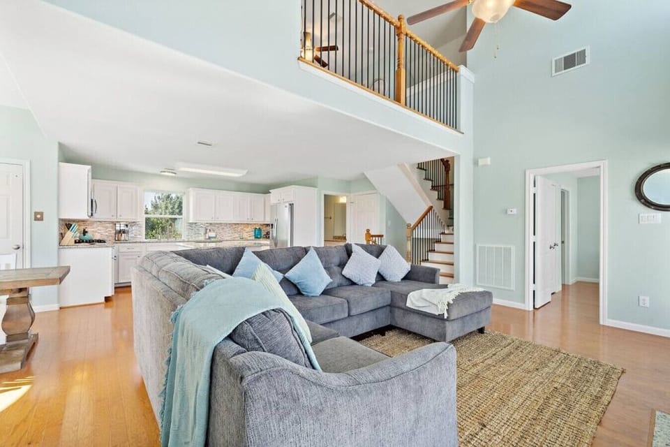 Cozy up for a movie night with the whole family!