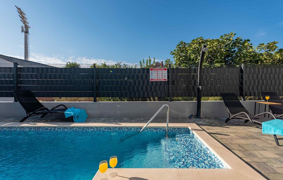 pool