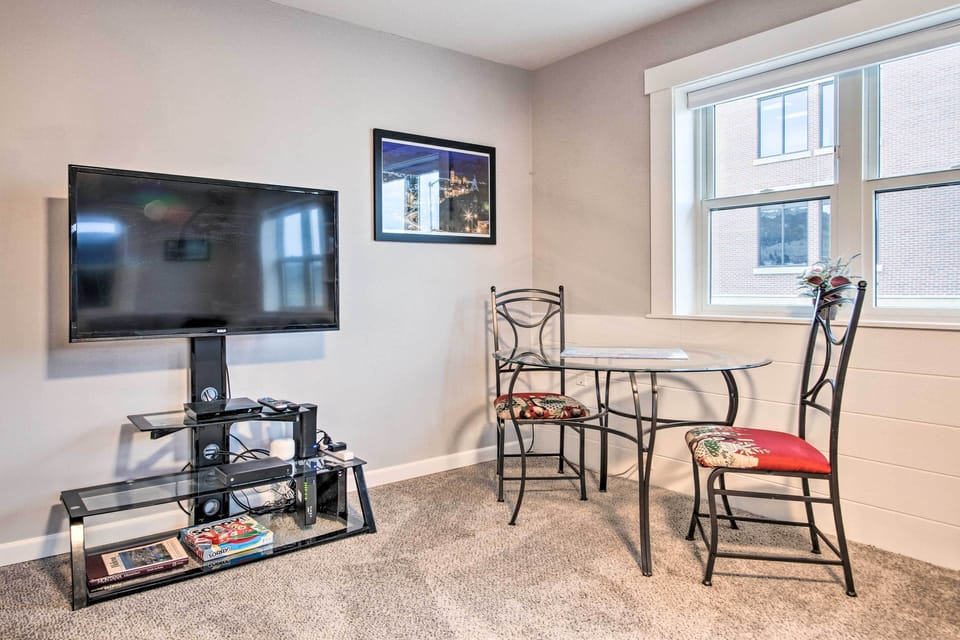 Living Area | DVD Player