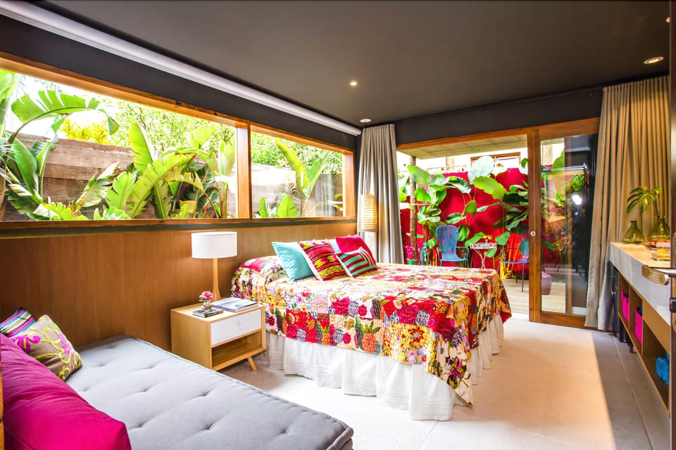 Suite Deluxe com Vista pra o Jardim | Minibar, WiFi (free), bed sheets
