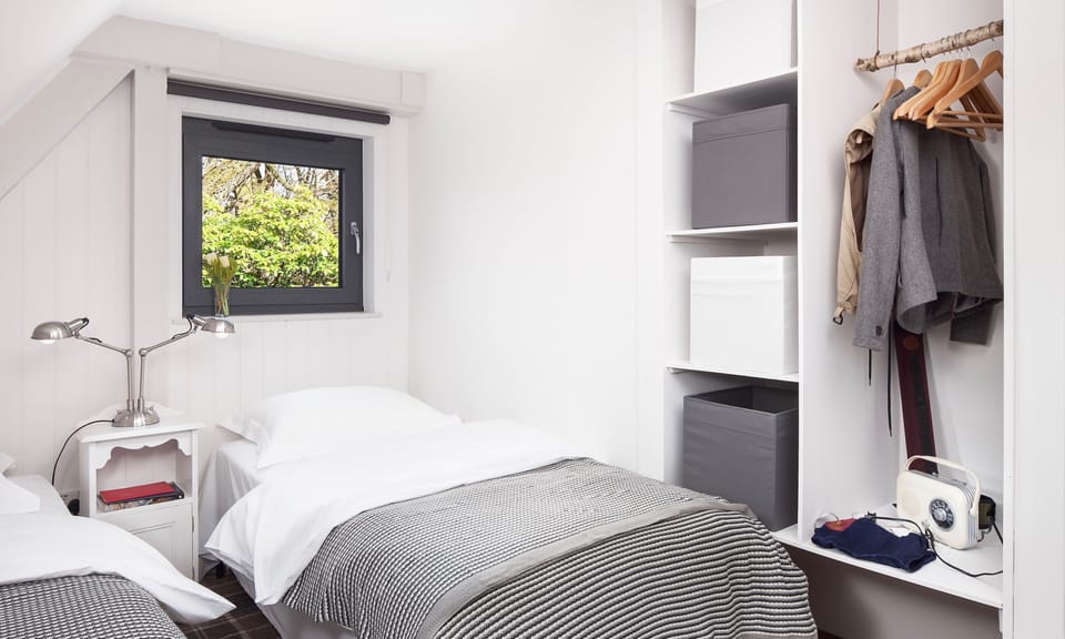 Twin room downstairs in Luxury A Frame Lodges