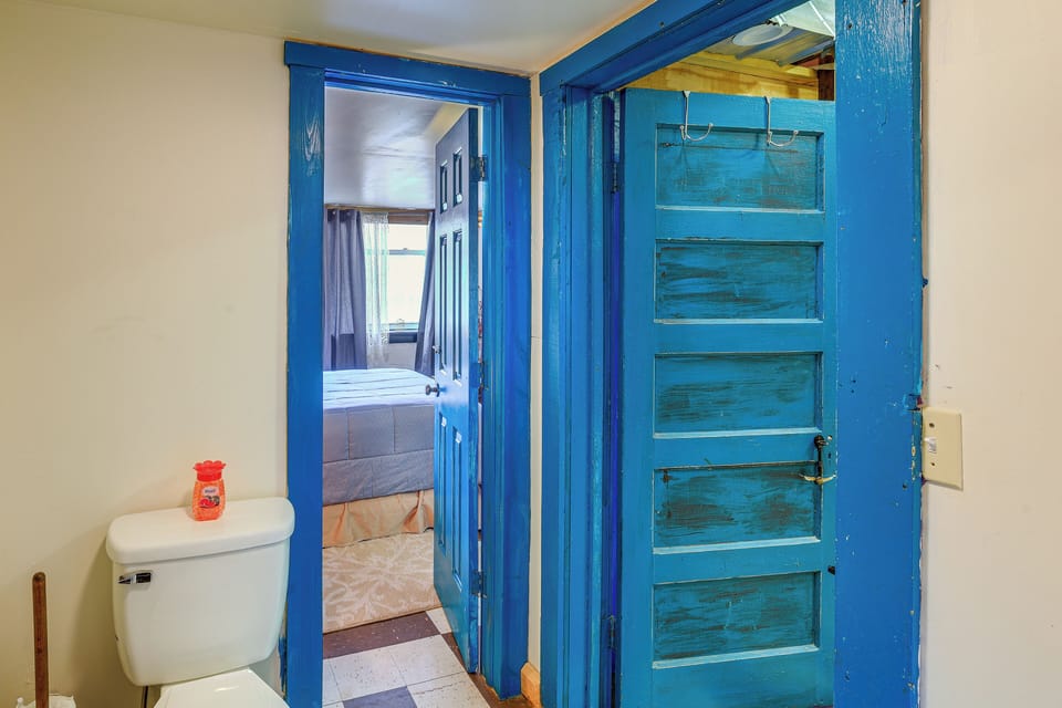 Old School ATV Retreat | Bathroom