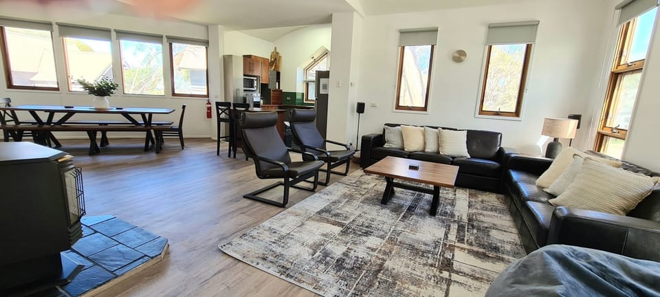 Upstairs lounge
