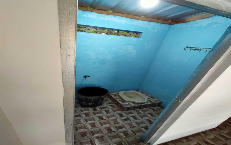 Family House | Bathroom | Bathtub