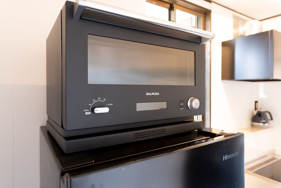 Deluxe Penthouse | Microwave