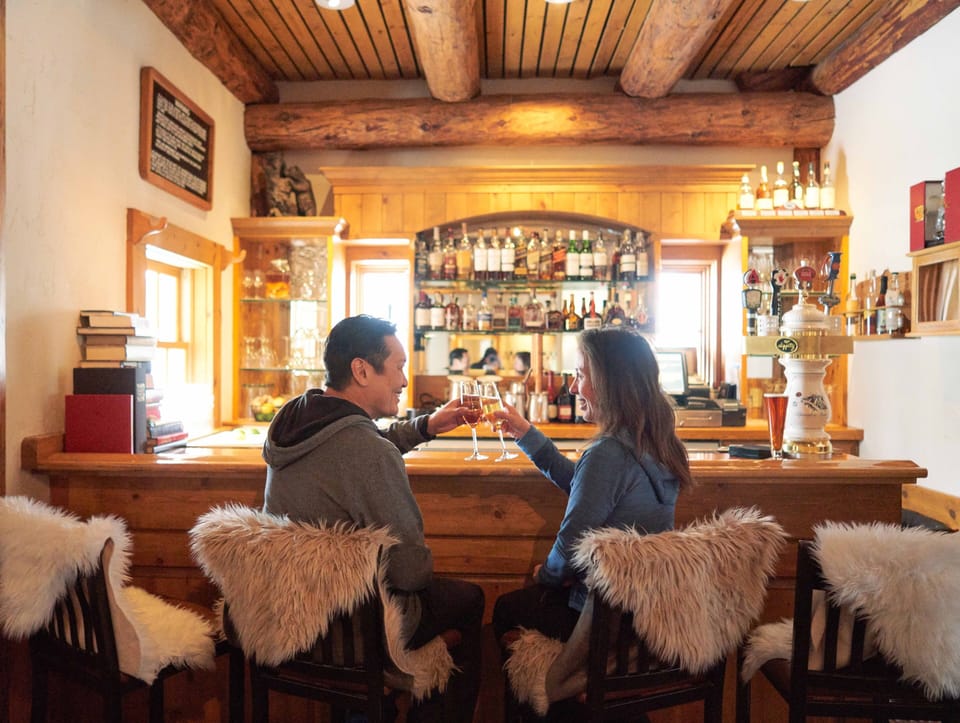 Bar Counter, Restaurant, Cafe, Hardwood, Food
